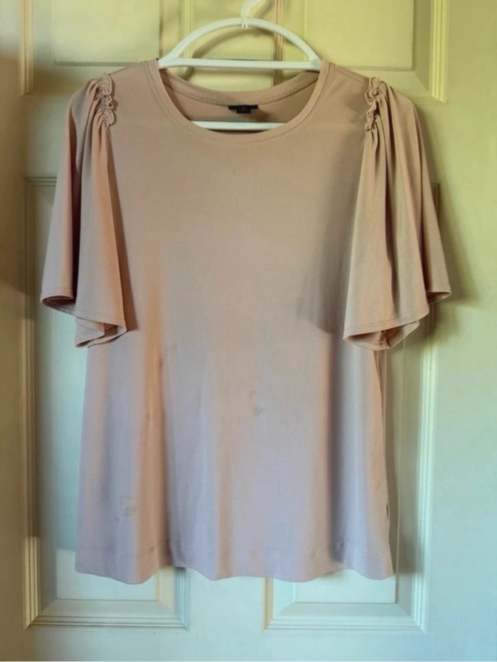 Worthington Blush Pink Short Sleeve Ruffle Shoulder Top